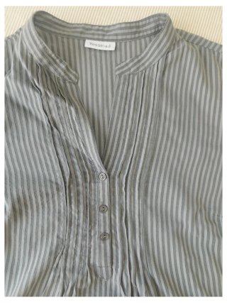 Blusa Yessica rayas gris talla M/L