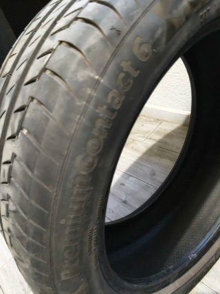 Continental 235/45 R18 V Neumáticos