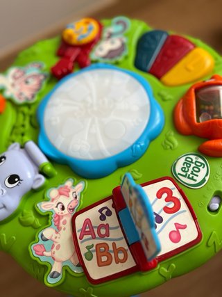 Mesa de actividades Leap Frog para bebé