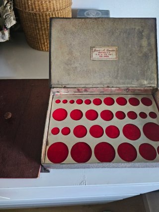 Caja Artesanal Guatemalteca Liscutin