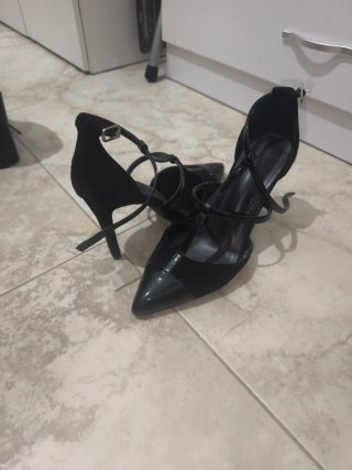 Décolleté nere con tacco