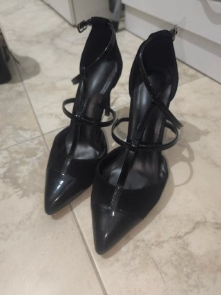 Décolleté nere con tacco