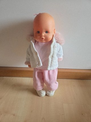 Muñeca Nenuco con ropa y accesorios