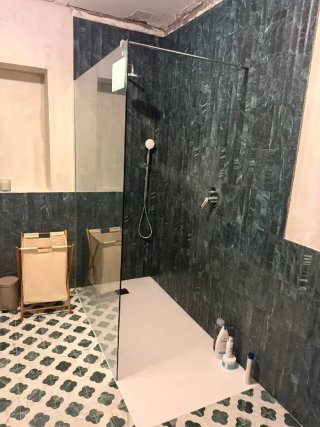 Reforma de baños cambiar bañera por plato ducha
