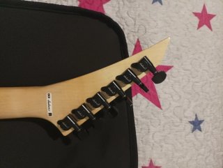 Guitarra eléctrica Jackson JS11