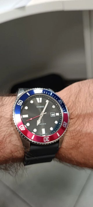Casio MDV-107 Duro Pepsi Orologio Subacqueo