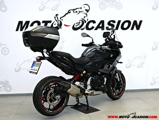 BMW F 900 XR TRIPLE BLACK