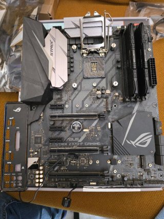 Placa Base ASUS ROG STRIX Z370-F GAMING