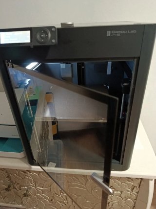 Impresora 3D Bambu Lab P1S Usada pocas veces