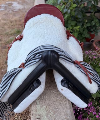 Montura Vaquera de Lana y Cuero