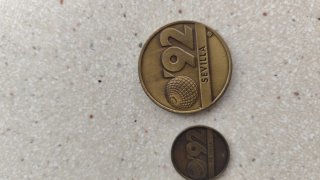 Lote 2 monedas La Cartuja