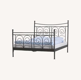 Estructura de cama metálica negra