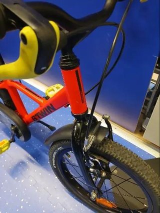 b-twin 16" aluminio roja