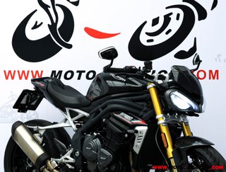TRIUMPH SPEED TRIPLE 1200 RS
