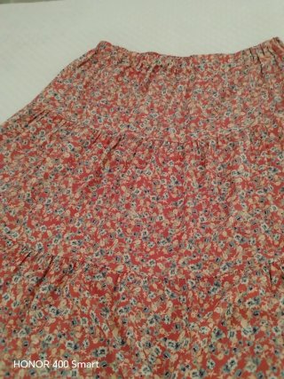 Falda larga volantes floral