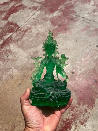 FIGURA TARA VERDE EN CRISTAL. DECORACIÓN