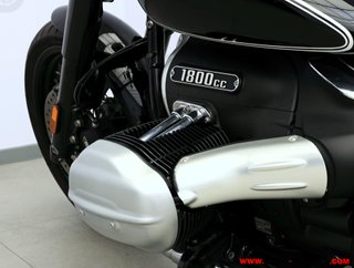 BMW R 18