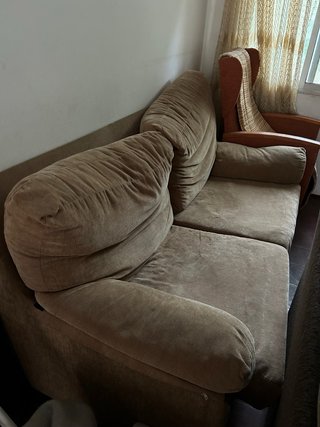 Regalamos Sofá de tela beige y marrón