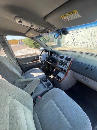 KIA Carnival Ex 2005