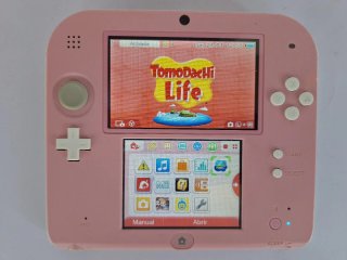 Nintendo 2DS + Tomodachi Life+Animal Crossing Home