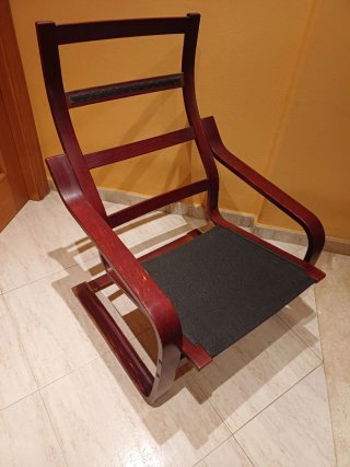 Sillón Poäng IKEA Negro y Madera
