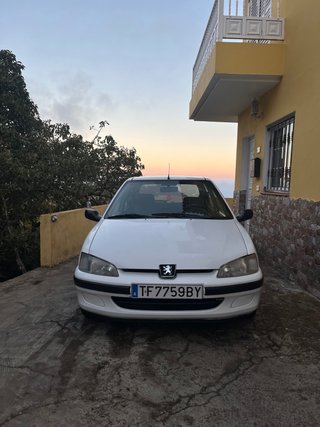 Peugeot 106