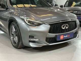 Infiniti Q30 S 2.2