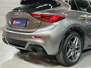 Infiniti Q30 S 2.2