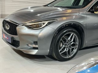 Infiniti Q30 S 2.2