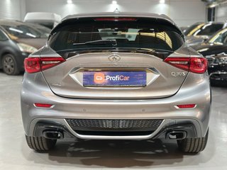 Infiniti Q30 S 2.2