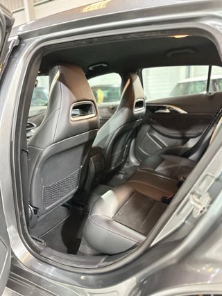 Infiniti Q30 S 2.2