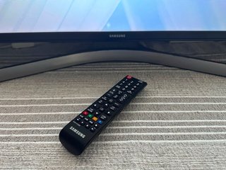 Samsung 58” 4K UHD Smart TV (UE58MU6125)