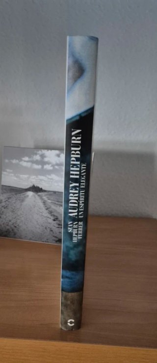 Libro biografia de  Audrey Hepburn