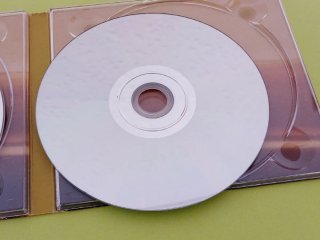 CD y DVD Andy y Lucas