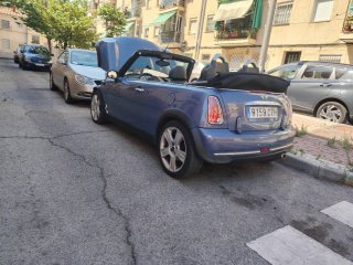 MINI Cabrio 2004