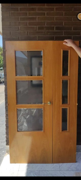 Puerta madera maciza doble