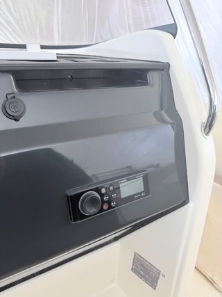 Quicksilver Activ 605 Open