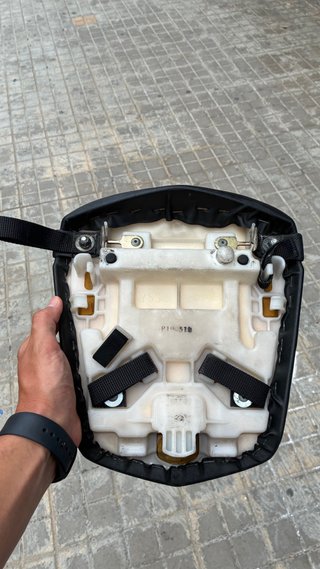 Asiento Yamaha R6 2005
