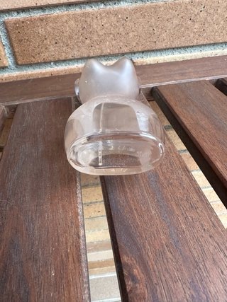 Frasco de perfume vacío
