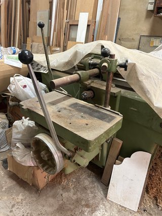 Maquinaria de carpintería industrial
