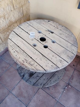 Bobina de madera para mesa