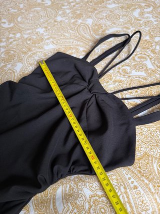 Vestido negro Zara tirantes drapeado