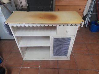 Mueble Plancha con Estantes y Cajón