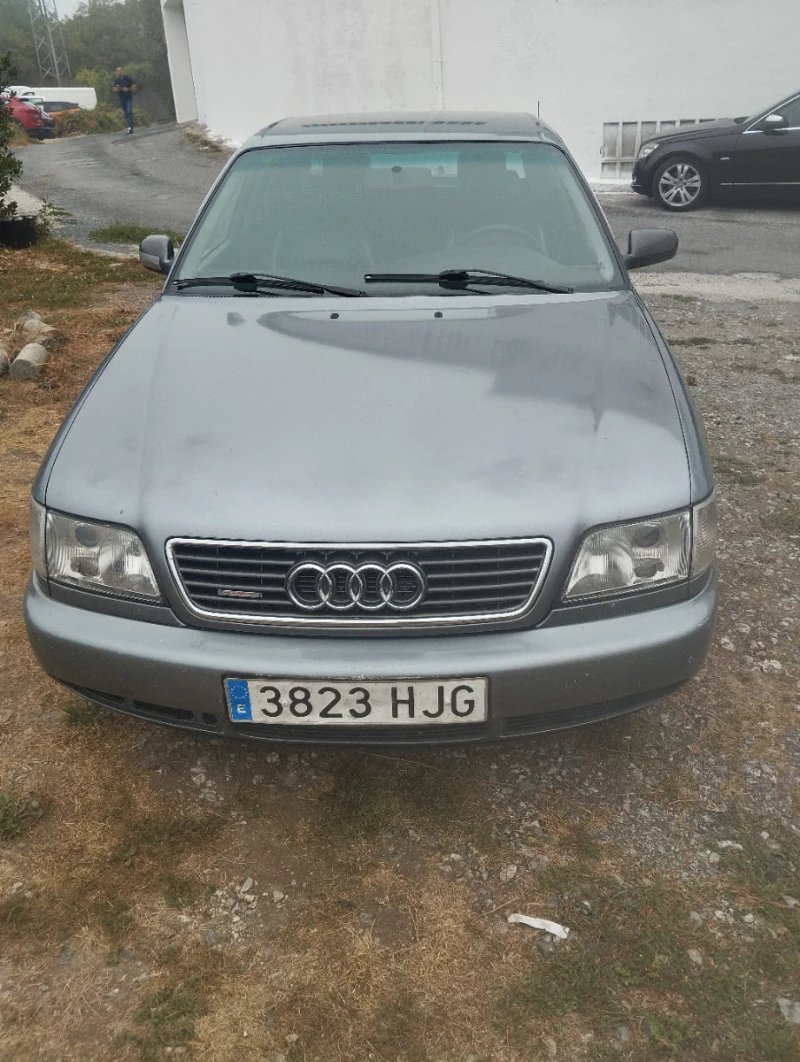 Audi A6 1997 - foto 1