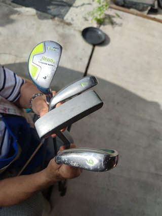 4 Palos de Golf (Urgen)