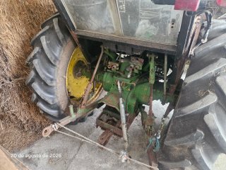 Tractor John Deere 2130