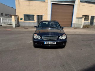 Mercedes-Benz Clase C 2006