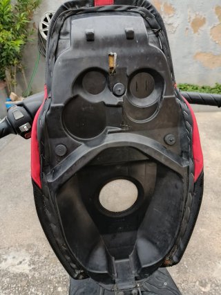 Asiento Peugeot Speedfight X-Team Negro/Rojo