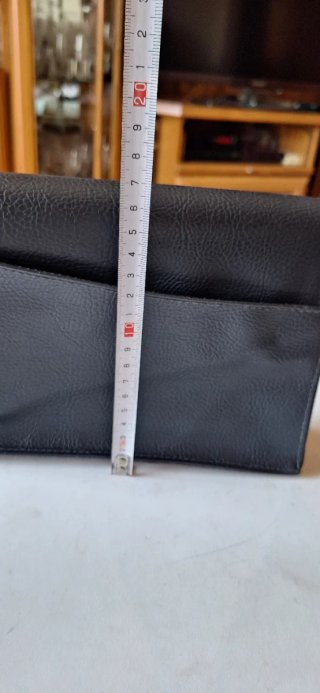 Bolso porta documentos de piel