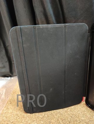 Funda React Folio para iPad 10.9 Pulgadas